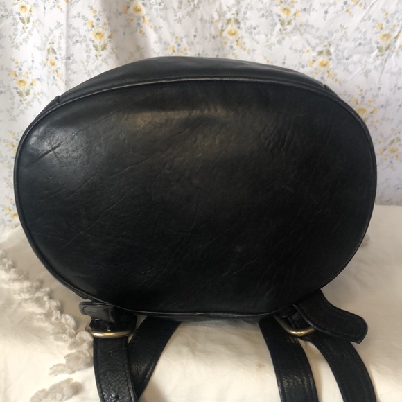 PRIVATE STASH BY SHARMASTER Leather Company black leather backpack. - Picture 9 of 14